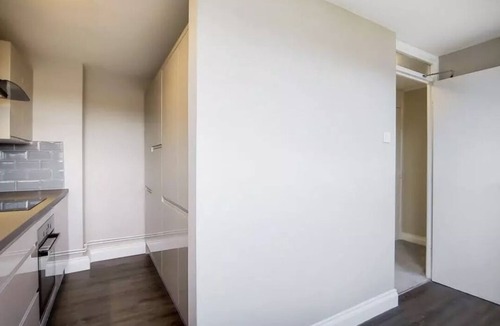 St. George's Bed & Breakfast | Bakersfield