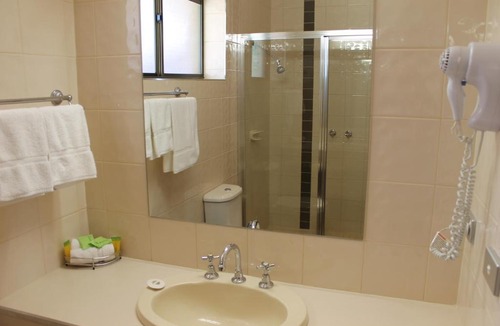 Bakery Hill Hotel | Bakery Hill Motel