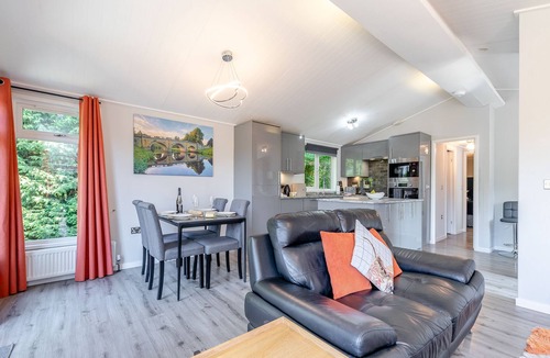 Longnor Ski Chalet | Bakewell Deluxe Lodge