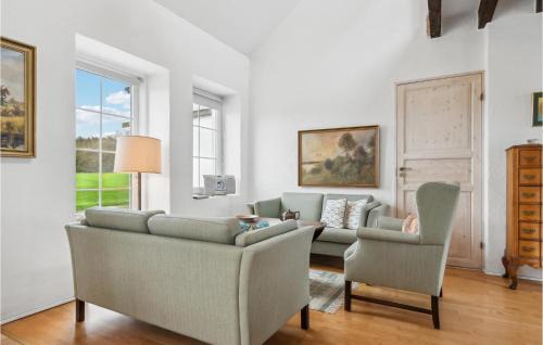 Vesløs House | Bakkegården