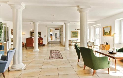 Vesløs House | Bakkegården