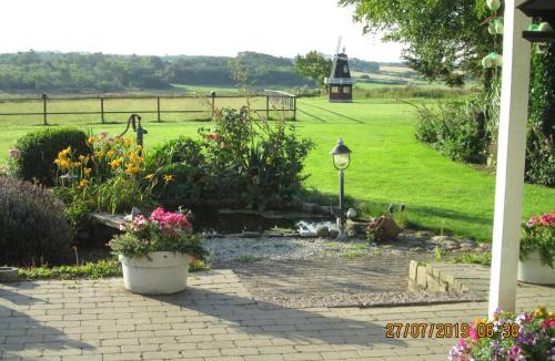 Spøttrup Bed & Breakfast | Bakkegården Homestay