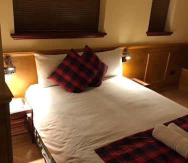 Newington House | Bala House