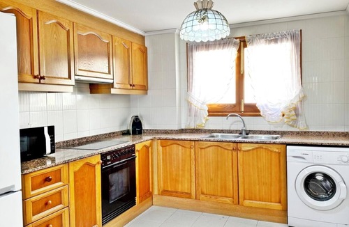 Playa de Gandia Ski Chalet | BALADRE CHALET 26 - Four Bedroom Chalet, Sleeps 9
