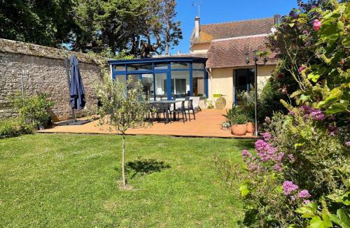 Luc-sur-Mer House | Balaena - maison avec jardin proche plage