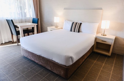 Bomaderry Hotel | Balan Village Motel