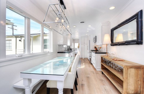 Balboa Island Apartment | Balboa Island Charming Bay Front Ocean Beach House