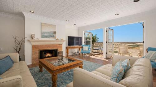 Balboa Peninsula House | Balboa Peninsula Point by AvantStay