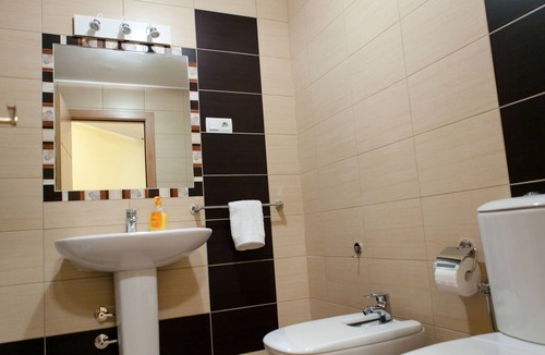 Roda de Isabena Apartment | Balcón de Roda -PLAZA NORTE, spacious apartments well equipped free wifi