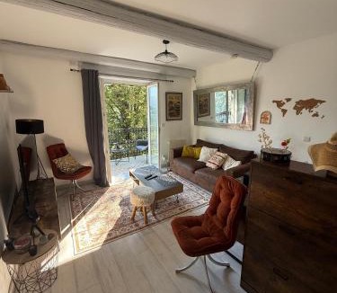 Malaussene Apartment | Balcon soleil, un havre de paix avec vue sublime