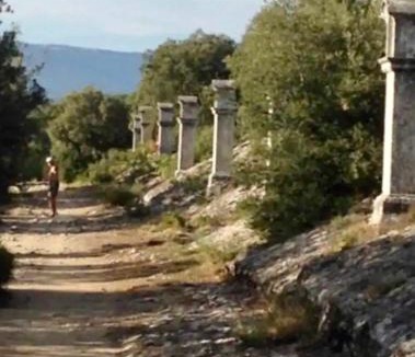 Lurs Apartment | Balcon sur le Luberon