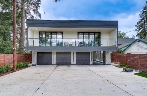 Martha Lake House | Balconies and Shared Dock! Lakefront Lynnwood Home