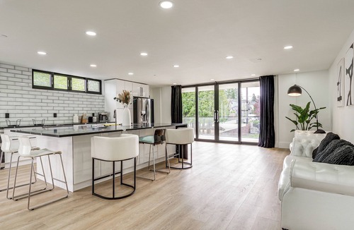 Martha Lake House | Balconies & Shared Dock! Lakefront Lynnwood Home