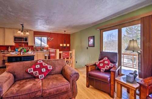 Grand Lake House | Balcony, Fire Pit & Grill: Grand Lake Retreat!