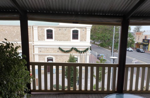 Murray Bridge Hotel | Balcony On Sixth Lodge