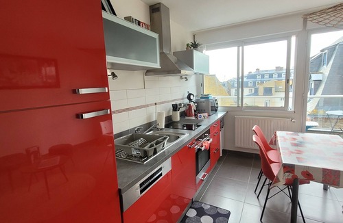 Courtoisville-Sillon-Moka Apartment | Balcony overlooking the sea, beach, wifi, ideal for a couple