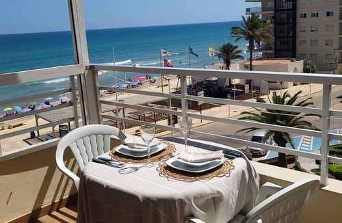 Plaza De La Costera Apartment | Balcony to the Sea