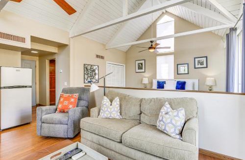 Indian Wells Apartment | Balcony & Views: Pet-Friendly Indian Wells Unit