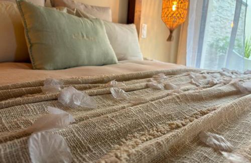 Cagny Apartment | Baldamour Cocon romantique et spa Proche Caen