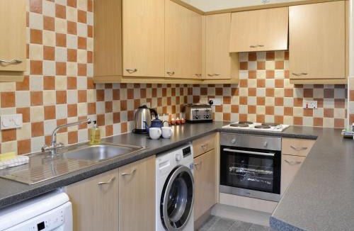 Glenisla House | Baldowrie Farm Cottage