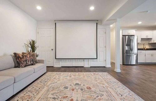 Warrenton Apartment | Baldwin Flat Furnished 2BR Long-Term Stays