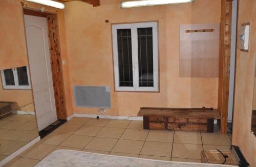 Saint-Vivien-de-Medoc House | baletti