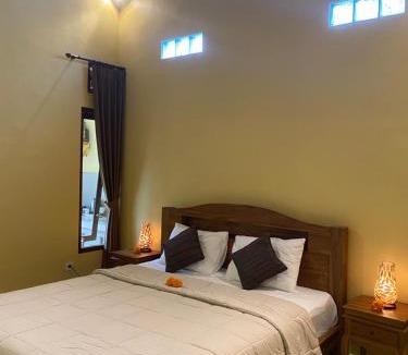 Lodtunduh House | Bali Asli Guest House by EPS