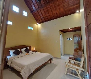 Lodtunduh House | Bali Asli Guest House by EPS