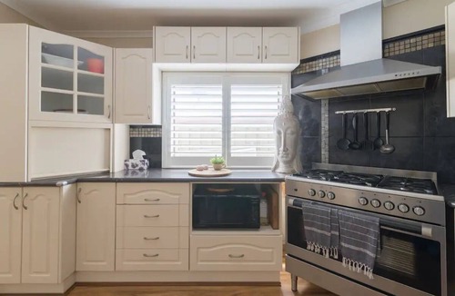 Gawler West House | Bali in the Barossa