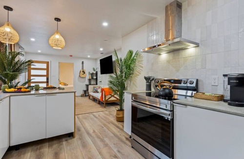 Austin Villa | Bali Inspired | Ping-Pong | Yoga | Massage | Bocce