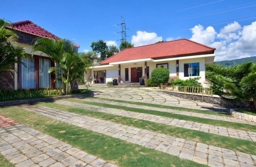 Kayu Putih Villa | Bali Ocean View Villa in Lovina