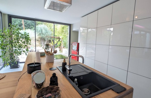 Lattes House | Bali Signature villa: Lagoon pool, Jacuzzi, air-conditioning 8 pers.