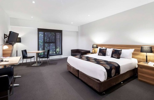 Golden Point Hotel | Ballarat Suites