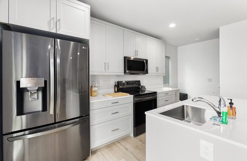 Whittier Heights Apartment | Ballard's sweet suites