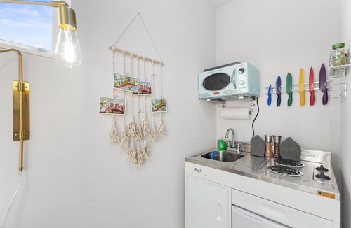 Whittier Heights Apartment | Ballard's sweet suites