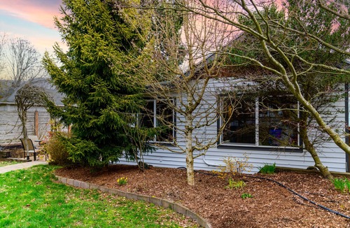Sunset Hill Cottage | Ballard - Sunset Hill Guest House