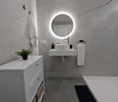 Campanar Apartment | Ballena - Modern Apt - Near Bioparc by Río Turia Apartments