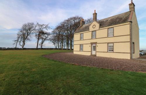 Forfar House | Balmashanner Farmhouse