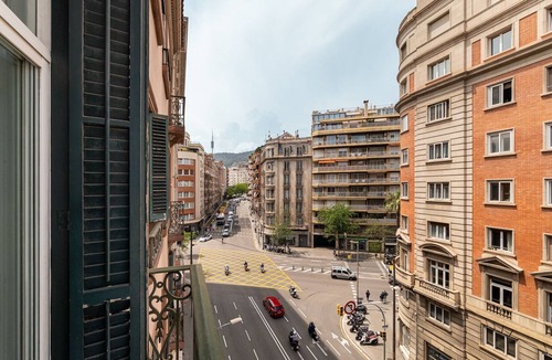 El Putget i Farro Apartment | Balmes Apartment by Olala Homes