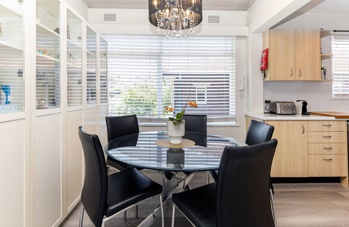 Mosman Apartment | Balmoral Escape - footsteps from beach