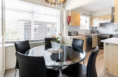 Mosman Apartment | Balmoral Escape - footsteps from beach