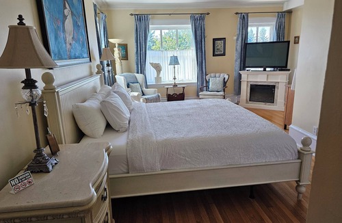 Pembroke House | Balmoral grounding rooted in nature’s strength, offering stability & restoration
