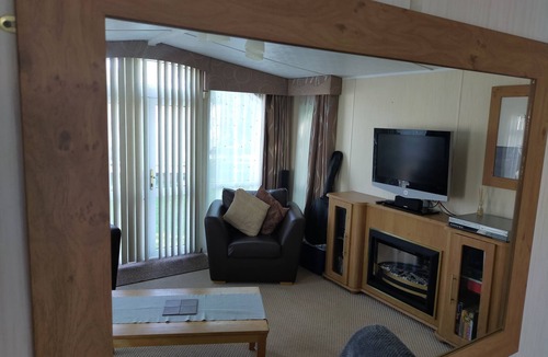 Sheerness House | Balmoral Island Pets Breakfast