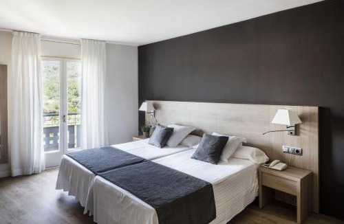 Caldes de Montbui Hotel | Balneari Termes Victòria