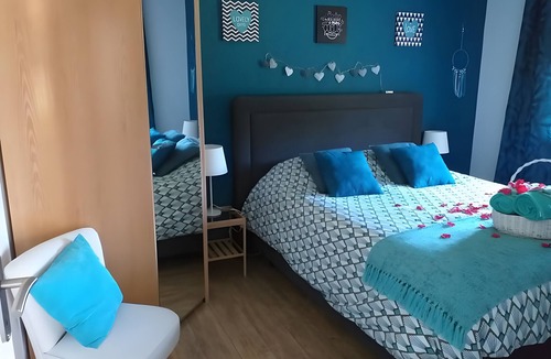 Carsan Bed & Breakfast | “Balnéo Spa Cœur À Cœur” Guest Room with Private Pool, Wi-Fi, and Air Conditioning
