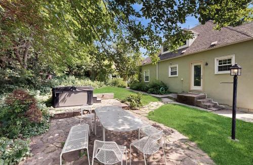 Baraboo House | Balsam House
