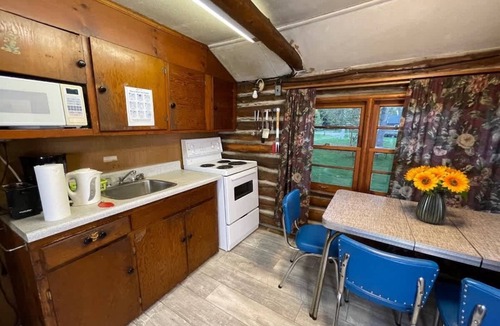 Rosedale Cabin | Balsam Lake - 2-Bedroom Cottage #8