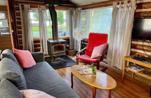 Rosedale House | Balsam Lake - 2-Bedroom Cottage #6