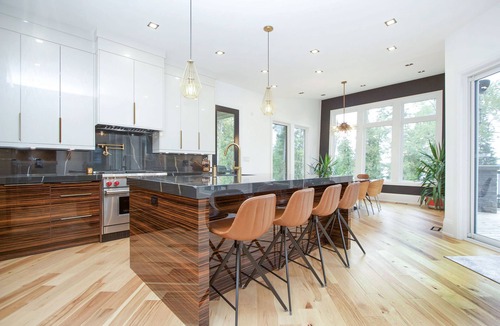 Kawartha Lakes House | Balsam Lake Waterfront Compound