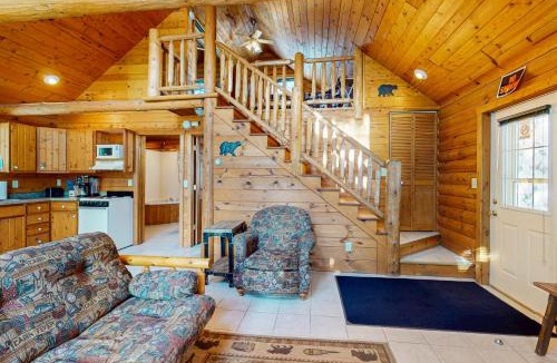 Mercer House | Balsam Ridge Cabin 1- Bear
